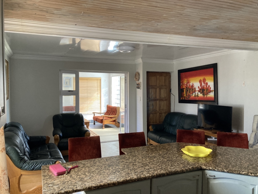 5 Bedroom Property for Sale in Bettys Bay Western Cape
